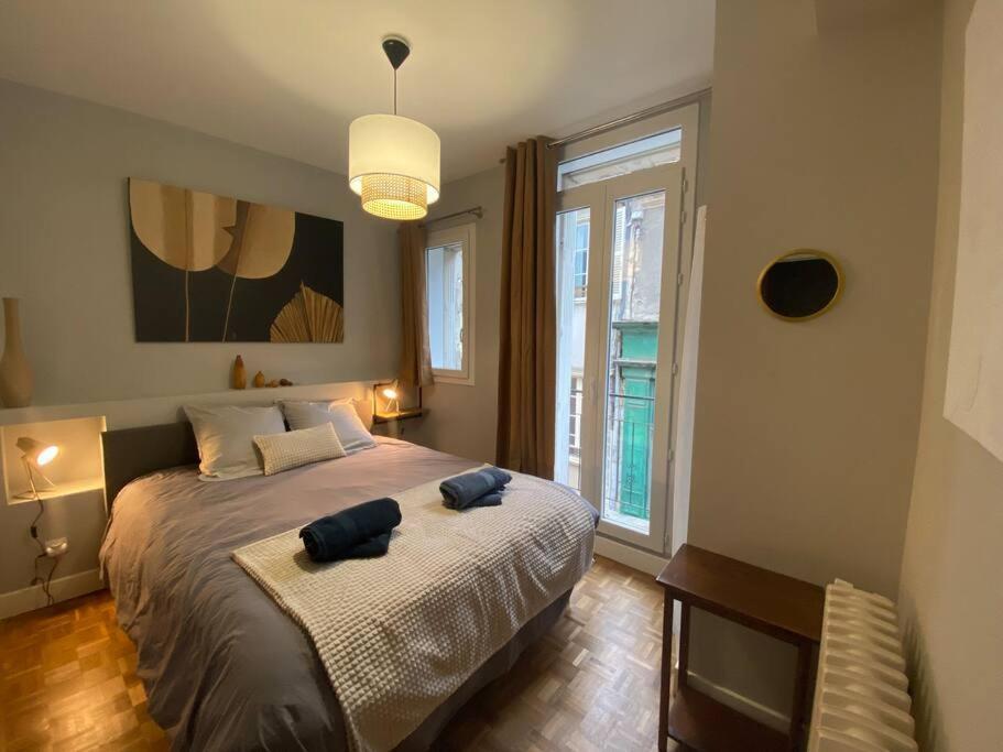 Les Quatre Piliers - 1 Min Palais Jacques Coeur Appartement *
